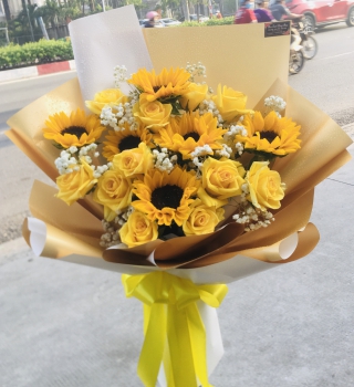 TÔNG VÀNG RỰC RỠ SANG TRỌNG CÙNG HƯỚNG DƯƠNG VÀ HỒNG VÀNG Ở TÂN UYÊN, Bình Dương 