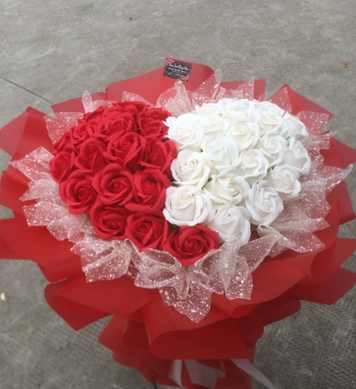 Hoa sáp hình trái tim tặng người yêu, tặng vợ 20/10