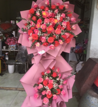 KỆ HOA HỒNG CAM 2 TẦNG SIÊU TO TẶNG KHAI TRƯƠNG NGÂN HÀNG TÂN UYÊN