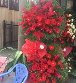 LÃNG HOA KHAI TRƯƠNG ĐỎ ĐẸP 2 TẦNG TÂN UYÊN BÌNH DƯƠNG