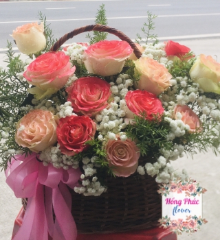 Giỏ hoa cute hiện đại rẻ đẹp cho ngày phụ nữ