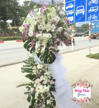 Hoa viếng hiện đại to đẹp trang trọng khu vực Bình Dương 