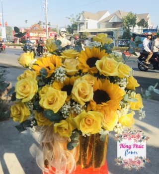 Hộp hoa simili rực rỡ sang chảnh rẻ đẹp cho dịp sinh nhật, khai trương, ngày phụ nữ 