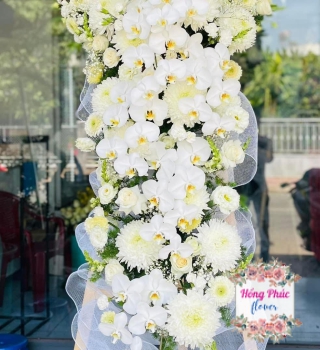 Hoa viếng ở Bình Dương siêu sang siêu to