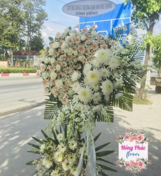 Tràng hoa viếng to, rẻ, đẹp khu vực Bình Dương 