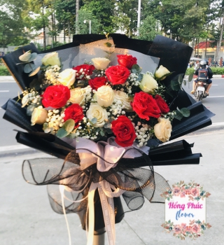 Rẻ đẹp chỉ có ở Hoa Tươi Hồng Phúc với bó Hồng ohara đỏ và trắng