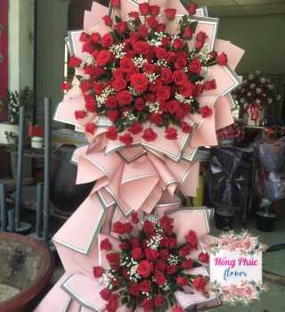 KỆ HOA HỒNG ĐỎ CHÚC MỪNG KHAI TRƯƠNG ĐIỆN MÁY TÂN UYÊN