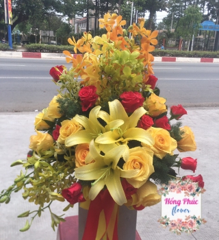 GIỎ HOA TẶNG MẸ, TẶNG SẾP, TẶNG ĐỐI TÁC Ở BÌNH DƯƠNG 