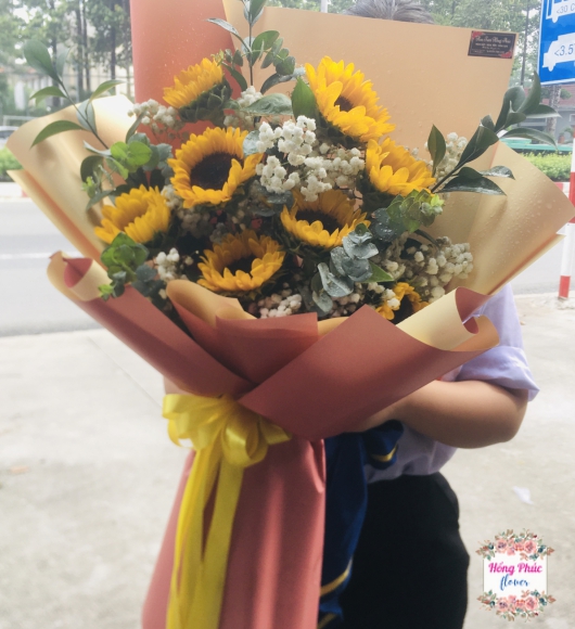 Bó hoa hướng dương cực đẹp cho lễ tốt nghiệp, tặng thầy cô, ngày lễ phụ nữ