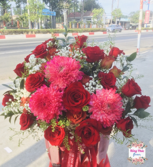 Hộp hoa tươi mừng khai trương, sinh nhật, ngày 20/10 rực rỡ sang chảnh rẻ đẹp