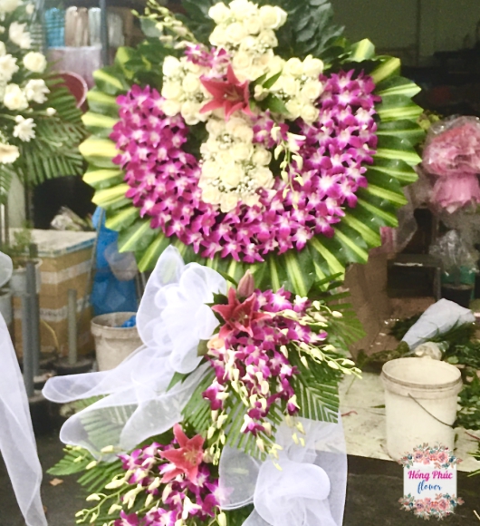 Hoa viếng công giáo rẻ đẹp nhất Bình Dương