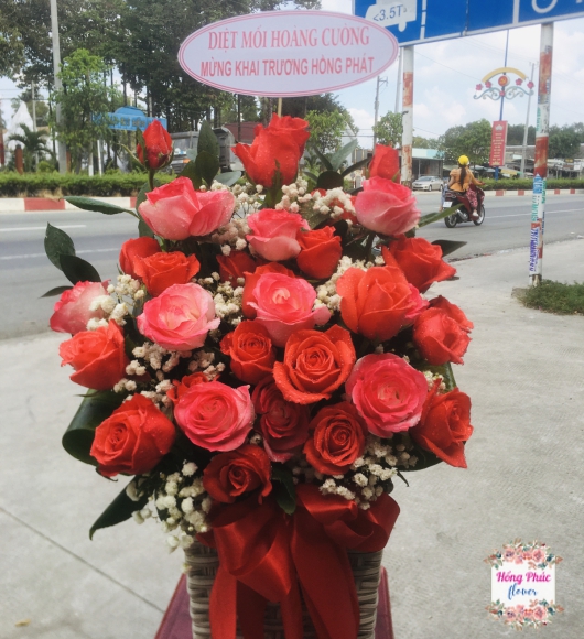 Hoa tươi mừng ngày phụ nữ Việt Nam 20/10 rẻ đẹp rực rỡ ở Bình Dương