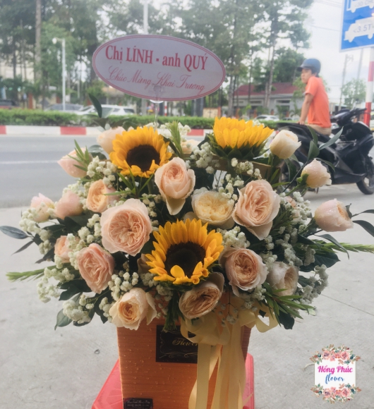 Hoa mừng khai trương để bàn cực rẻ cực đẹp ở Bình Dương 