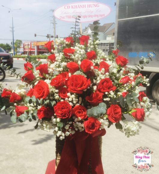 Hộp hoa hồng đỏ khu vực Bình Dương tặng sinh nhật, khai trương cực kỳ sang trọng, quý phái