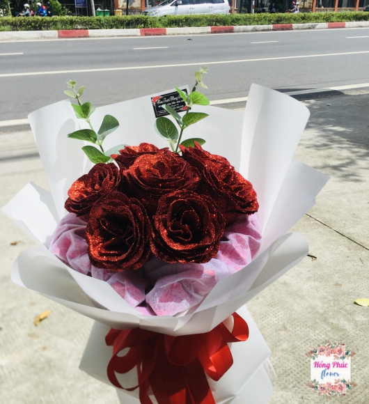 Bó nhũ đỏ cực rẻ đẹp chỉ 199k có bó hoa tặng ngày phụ nữ