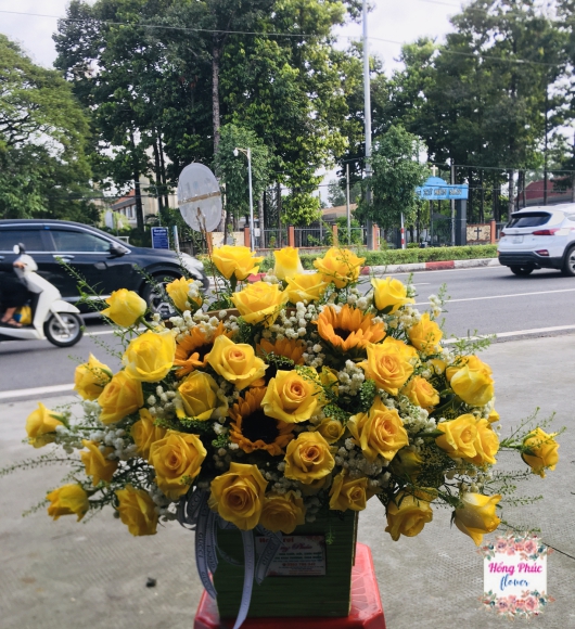 Giỏ hoa cực sang cực rẻ tặng sếp ở Bình Dương
