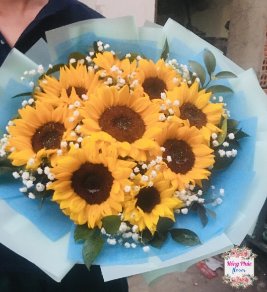 BÓ HOA HƯỚNG DƯƠNG TO ĐẸP CHO MỌI DỊP Ở BÌNH DƯƠNG