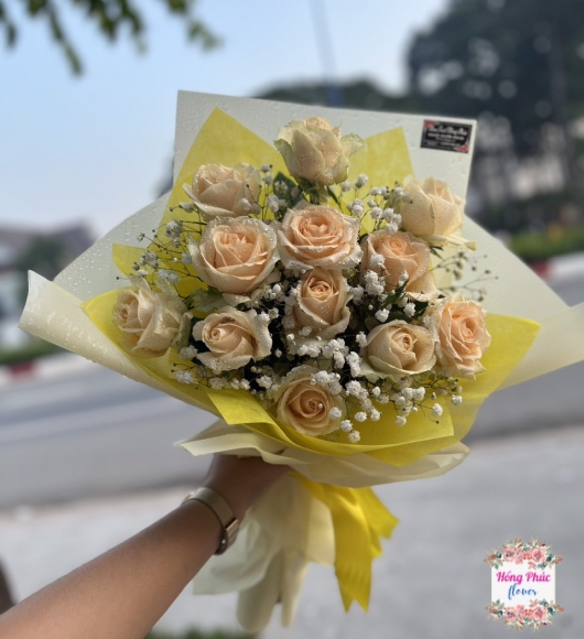 BÓ HOA HỒNG TRỨNG TẶNG BẠN TRAI BẠN GÁI SANG TRỌNG NHÃ NHẶN TÂN UYÊN BÌNH DƯƠNG