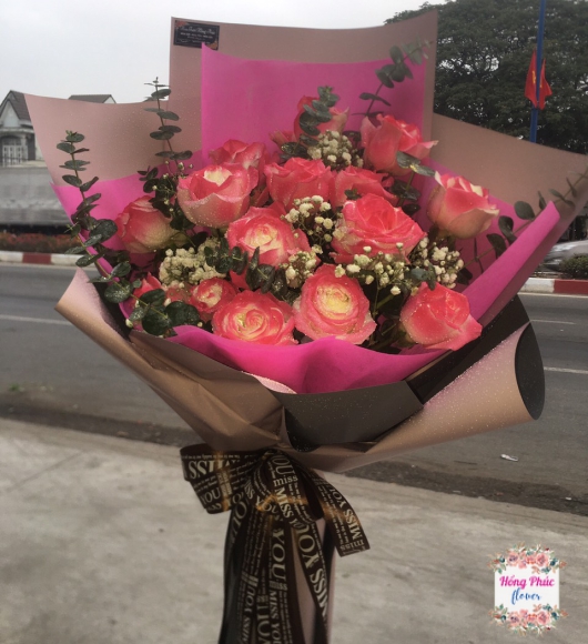 BÓ HOA HỒNG MÀU HỒNG CÁNH SEN XINH ĐẸP NGỌT NGÀO Ở TÂN UYÊN BÌNH DƯƠNG