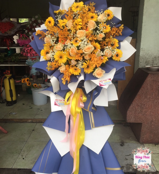 KỆ HOA KHAI TRƯƠNG 1 TẦNG GIÁ RẺ NHẤT TÂN UYÊN