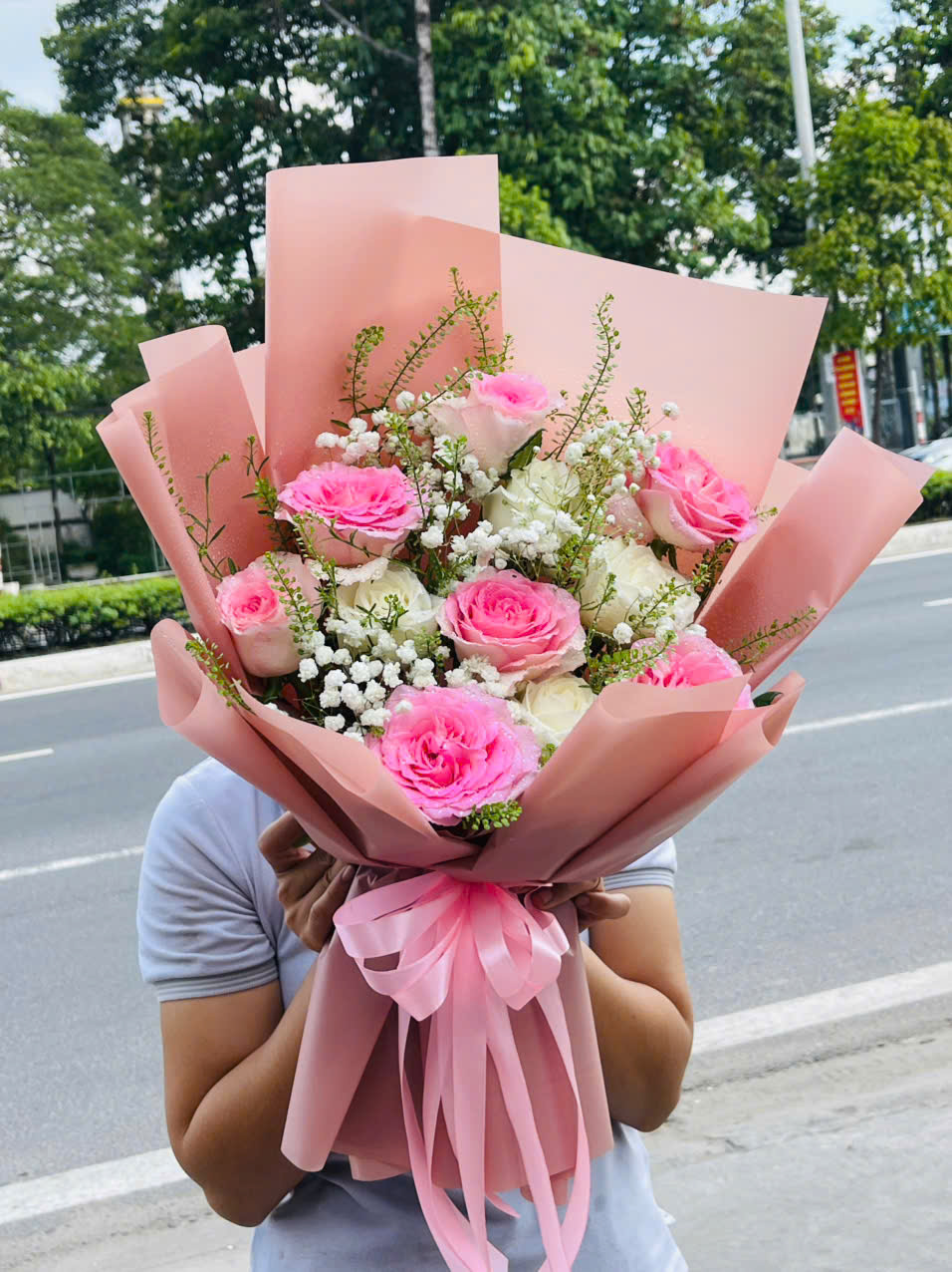 Hoa hồng bó tone nữ nhẹ nhàng