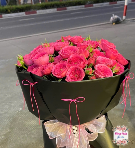 Hoa hồng bó rực rỡ lãng mạn