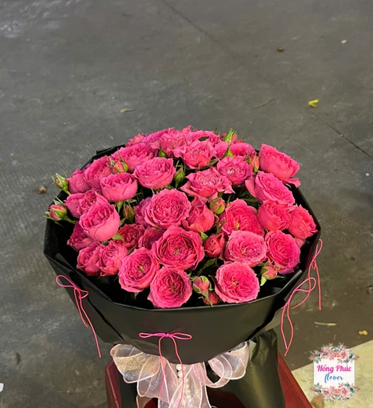 Hoa hồng bó rực rỡ lãng mạn